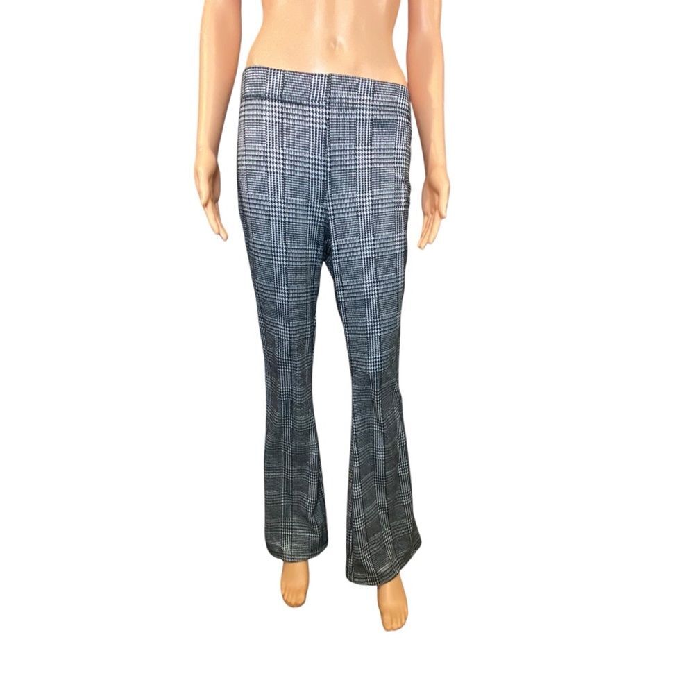 Eye Candy Flared Leg Pants Womens SZ Medium Knit Houndstooth Pattern Zip Closure